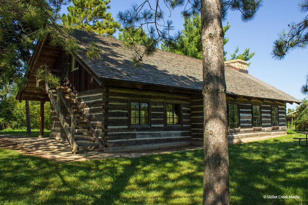 Blackhawk Unit Cabin