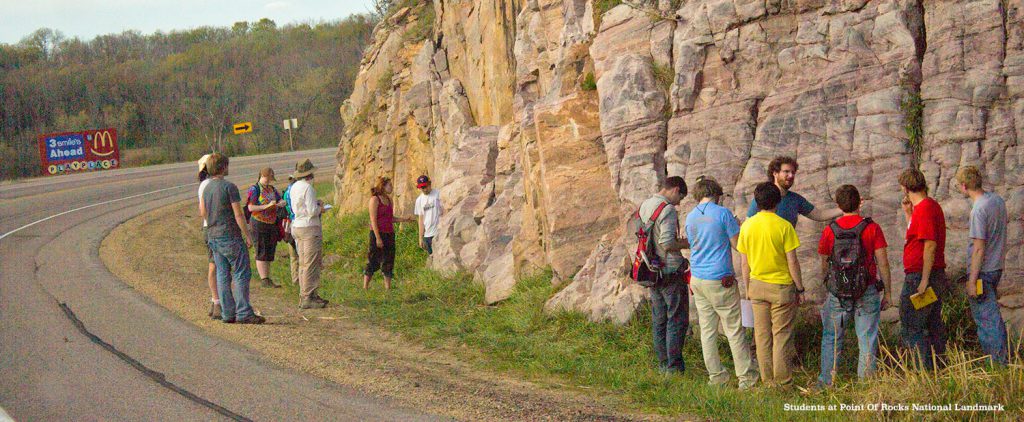 Geology students at Point of Rocks