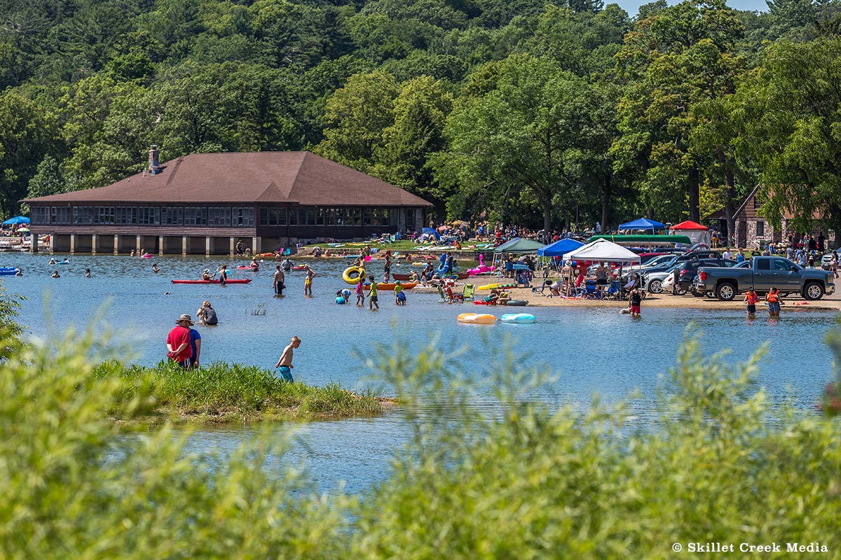 Busy Devil's Lake State Park