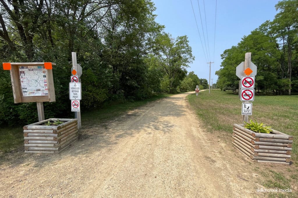 Lone Rock Trailhead